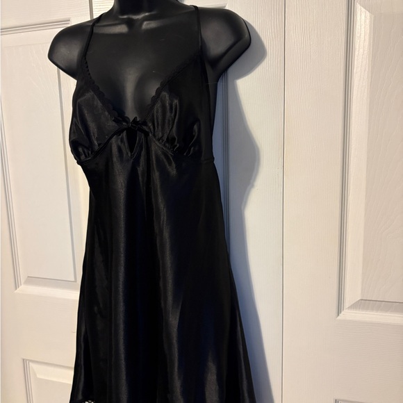 La Vie En Rose Other - La Vie En Rose Black Satin Chemise with Lace Trim